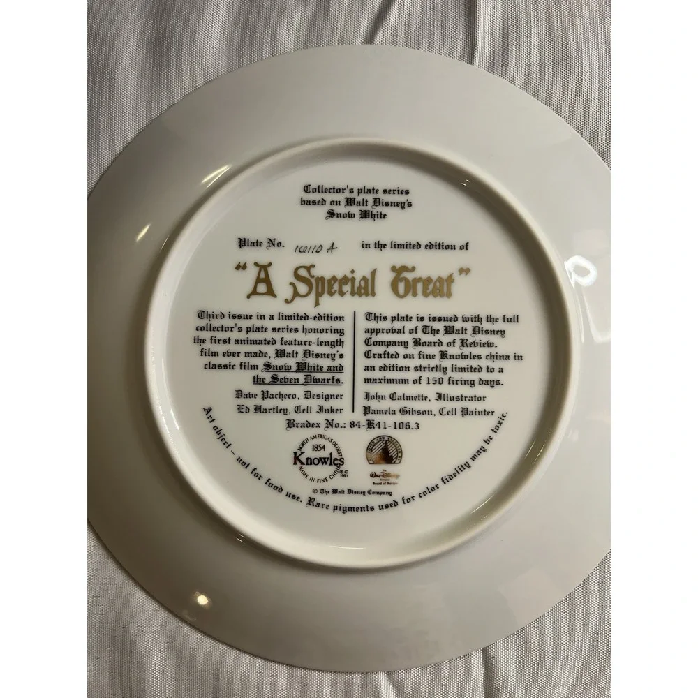 Disney‎ Snow White A Special Treat Knowles Collector Plate W/ Box COA 1980s